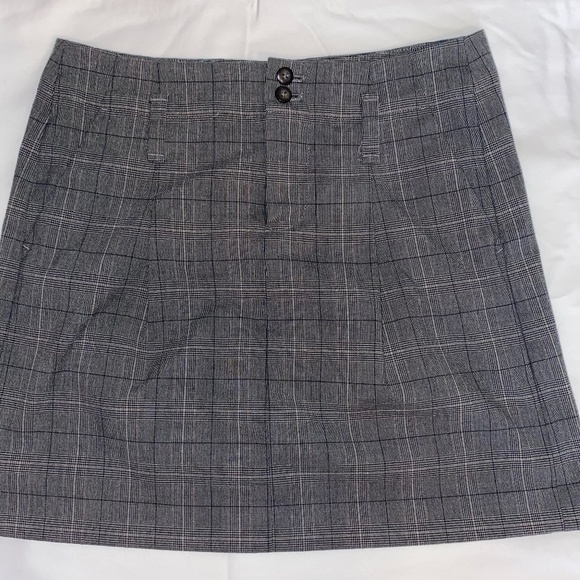 Gap Plaid Mini Skirt - Picture 1 of 3